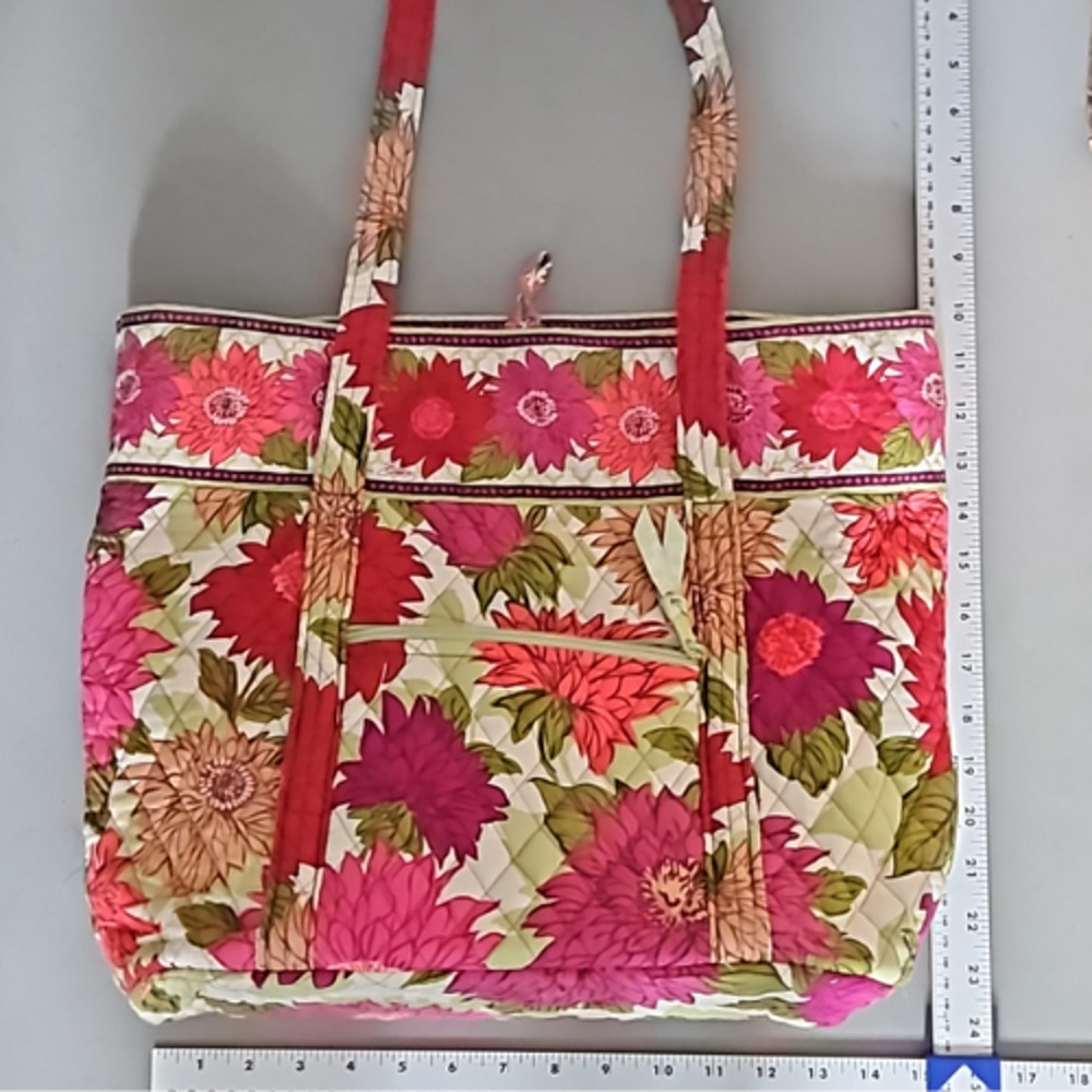 Vera Bradley Hello Dahlia Handbag Pink Flowers Quilted Shoulder Bag Tote Purse - Picture 7 of 7